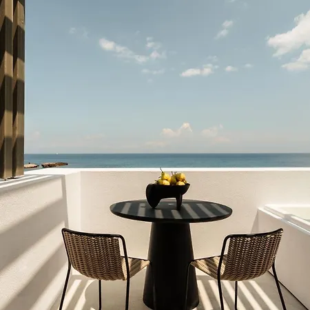 Naxos Rhyton Hotel 4*