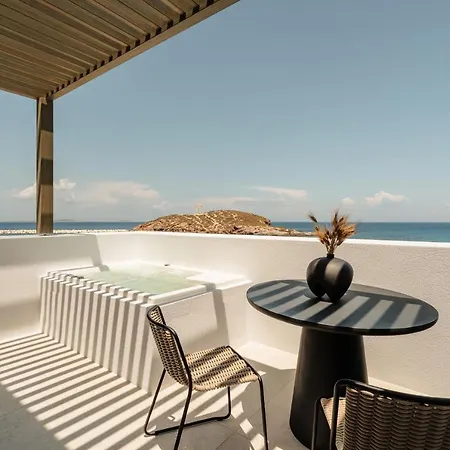فندق Naxos Rhyton 4*