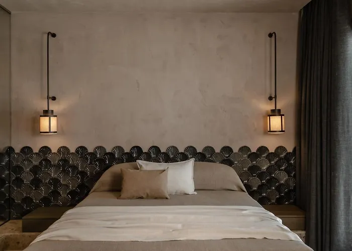 Naxos Rhyton Hotel 4*