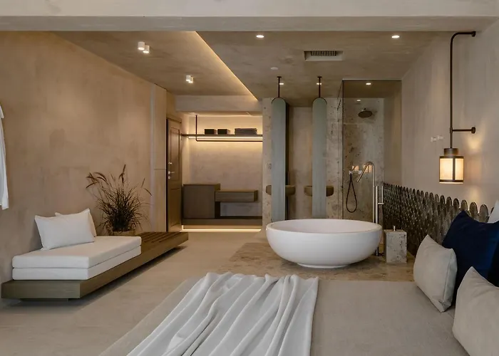 Naxos Rhyton Hotel 4*